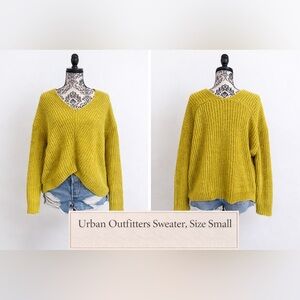 Urban Outfitters Mustard Yellow Chunky Knit Sweater | Slouchy